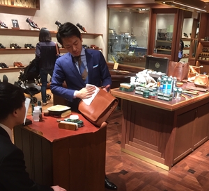 【日本橋髙島屋S.C.店】Collonilレザーグッズお手入れ実演会 本日まで！