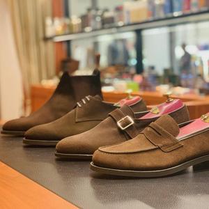 【名古屋ミッドランドスクエア店】茶スエードが気になる。